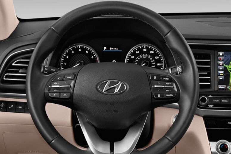 2019-2020 Hyundai Elantra 2.0L steering wheel 80100-F2500TRY+Knee Air bag New Original